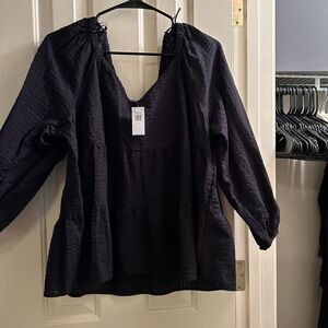 NWT Old Navy Black Textured Blouse